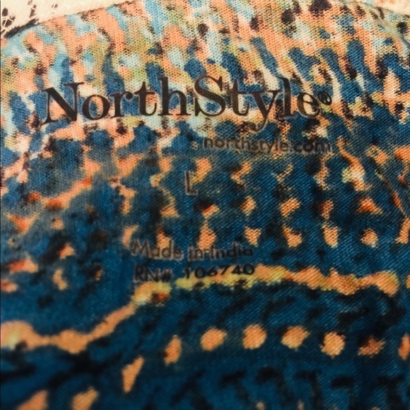 NorthStyle oversized easy to wear multi color top - Picture 6 of 7